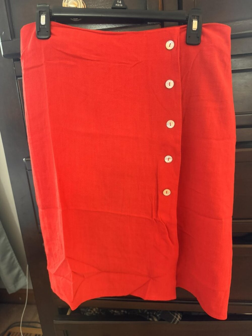 SOCIAL HOUSE Large Red button accent side zipper SKIRT NEW! great for Fourth